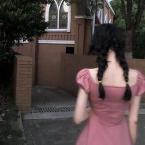 乌克兰18嫩白美女裸交
